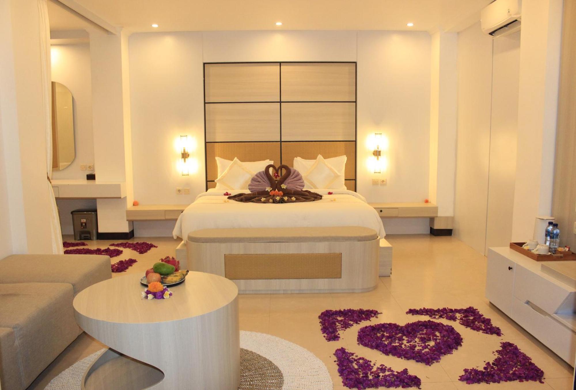Suite Ocean Blue Batununggul Екстериор снимка